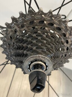 Dt Swiss PRC 1400 karbonove kolesa + kazeta sram red 1190 - 7