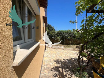 Dom s výhľadom na more 2x apartmán v Chorvátsku - Vir - 7