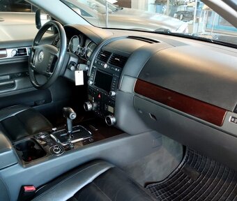 Volkswagen Touareg 2.5TDi RS Automat - 7
