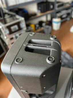 Predám 2ks reproduktorov RCF ART 315-A + statívy - 7