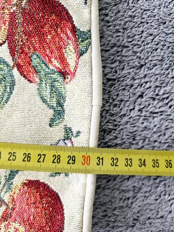 Jabĺčkove prestierania - 7