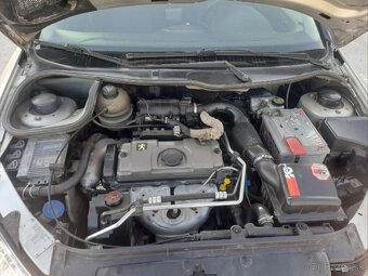 Peugeot 206, 1,4b - 7