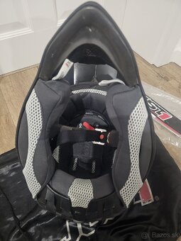 Predam motocrossovu prilbu Just1, velkosť M - 7