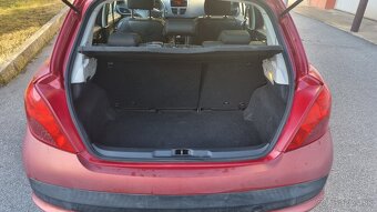 Peugeot 207 - 7