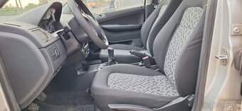 ŠKODA FABIA 1.4 NÁJAZD LEN 166.000 KLIMA/NOVÁ STK - 2500-EUR - 7