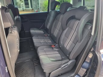 Volkswagen Sharan 2,0 TDI  7.miest - 7