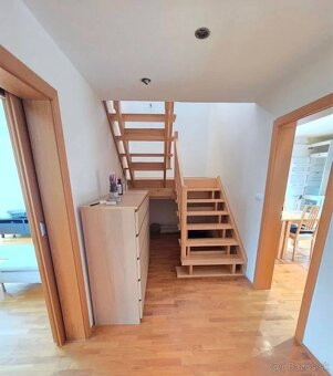 na prenájom zariadený dvojgeneračný rodinný dom - 7