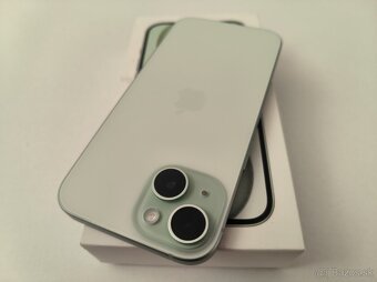apple iphone 15 128gb Green / Batéria 87% - 7