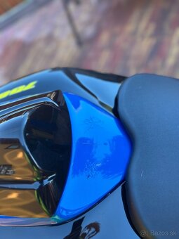 Suzuki gsxr 750 k7 - 7