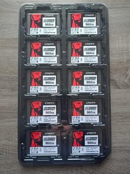 2,5\" Kingston DC600M Enterprise 1/2/4 TB - Extrém životno - 7