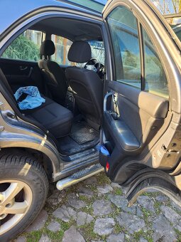 Predám KIA SORENTO - 7