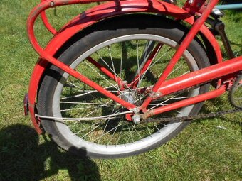 mestský skladací bicykel na fotkách - 7