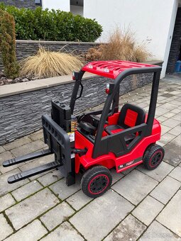 Hecht elektricke auticko - 7