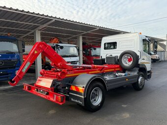 Mercedes Benz Atego 1218 hákový nosič kontajnerov - 7