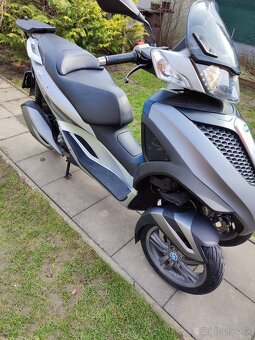 Piaggio MP3 Yourban 300 - 7