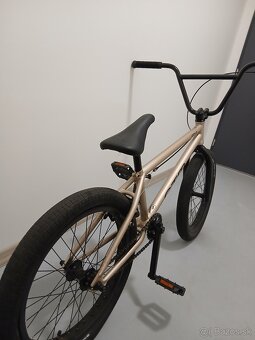 BMX - 7