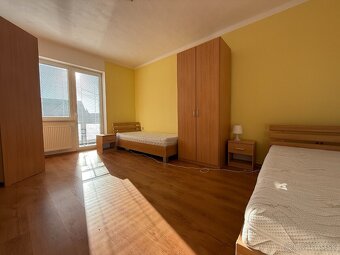  VYZÁLOHOVANÉ  PREDAJ - RODINNÝ DOM - ZLATÉ MORAVCE - 7