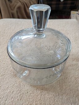 Sklenené a kryštálové drobnosti - 7