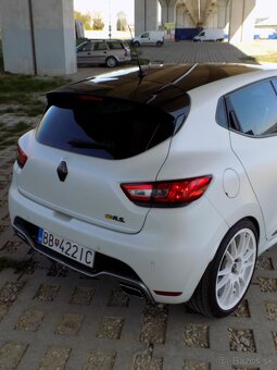 Renault Clio RS 4 Trophy 220 EDC - 7