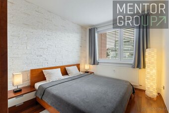 360° VR - Ponúkame na predaj pekný, 2i. byt v Starom Meste - - 7