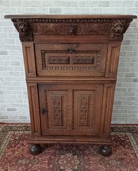 Starožitný nabytok - 7