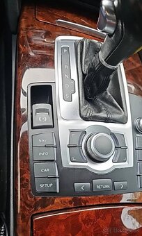 RAMIK NA STREDOVY PANEL MMI AUDI Q7 a AUDI A6 C6 - 7