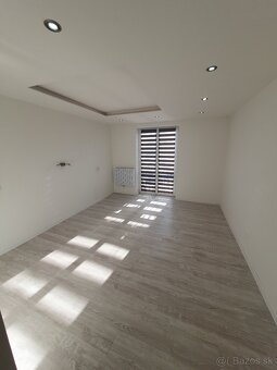 "Prenajmem 2 izbovy byt - 7