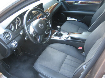 Mercedes-Benz C Trieda Sedan 220 CDI Blue Elegance - 7