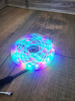 LED Pás s ovládačom a trafom do siete 220V, 5 metrov - 7