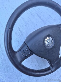 Predám multifunkčný volant pre Volkswagen Passat/golf/Touran - 7