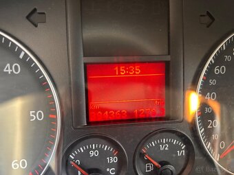 Predám VW Jetta 1.9TDi - 7
