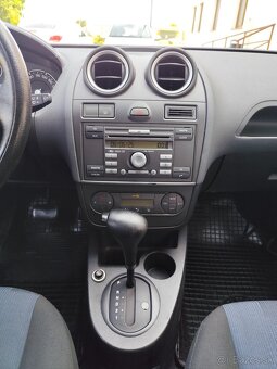 Ford Fiesta automat - 7