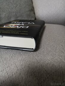 Dívka ve vlaku (Paula Hawkins) 1. vydání - 7