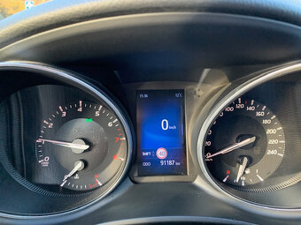 Toyota Avensis T27 Combi/Touring Sports 1.8, 108 kW, benzín - 7