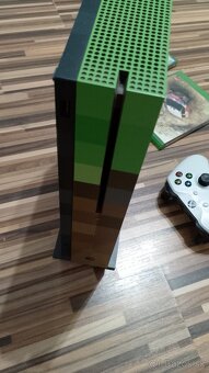 Predám Xbox one S ,Minecraft EDITION 1TB - 7