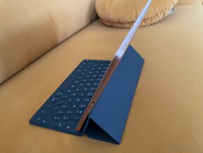 Apple Smart Keyboard pre iPad 9/8/7.gen. a Air 3.gen - 7