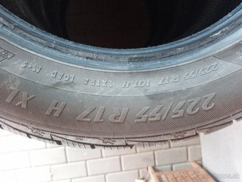 225/55R17 - 7