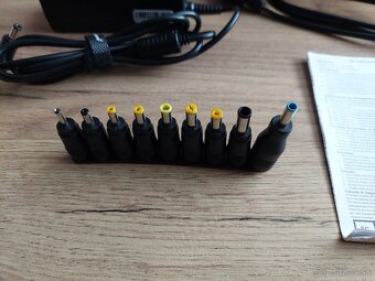 Univerzálny napájací adaptér 19V 65W - vhodný pre notebooky - 7