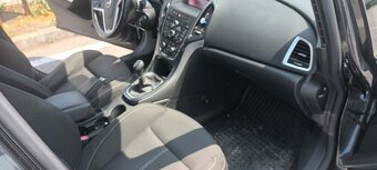 Astra J Sports tourer 2.0 CDTI, 121kW, Cosmo, r.v. 2013 - 7