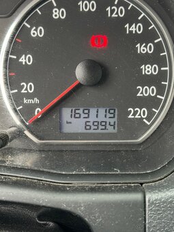VOLKSWAGEN POLO 1.2 2005 - 7
