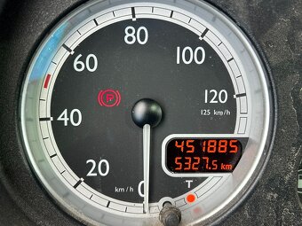 Ramenovy nosič kontajnerov DAF . - 7