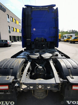 Prodám tahač návěsů VOLVO FH 13 500 EURO 6 dvouokruhová h. - 7