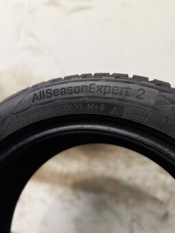 Celoročné pneumatiky 235/50/18 Uniroyal AllSeasonExpert 2 - 7