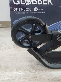 Kolobežka Globber One NL 205 Charcoal Grey – šedá
- 7