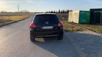 Toyota Auris 2.0 D-4D - 7
