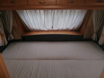 Predám karavan Hobby 440 de luxe - 7