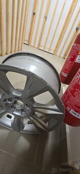 Elektrony Audi original R17 - 7