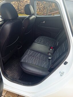 Predám Kia Venga r.v. 10/2016 - 7