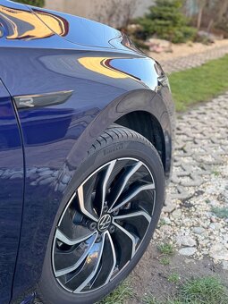 VW Golf variant R-Line VIII Matrix/Virtual/ Panoráma/DCC/ACC - 7