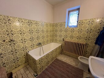 Na predaj poschodový rodinný dom, Hul - 7